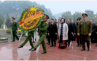 Yên Bái: Dâng hương tại Khu tưởng niệm Chủ tịch Hồ Chí Minh và Nghĩa trang liệt sỹ tỉnh

