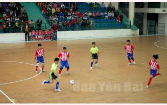 10 đội tham dự Giải bóng đá nhi đồng Cúp Phát thanh - Truyền hình tỉnh Yên Bái lần thứ XIV 