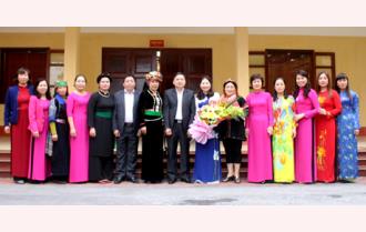 Thường trực Tỉnh ủy gặp mặt đại biểu phụ nữ tỉnh Yên Bái dự Đại hội đại biểu phụ nữ toàn quốc lần thứ XII