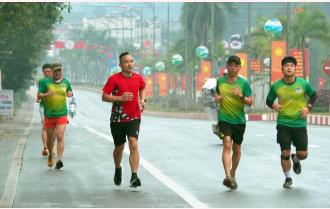 Runner Yên Bái lan tỏa phong trào marathon