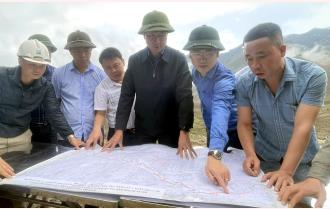 Chủ tịch UBND tỉnh Trần Huy Tuấn kiểm tra tiến độ Dự án đường kết nối các địa phương miền Tây với cao tốc Nội Bài - Lào Cai (IC15)