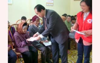 Chủ tịch Hội thập đỏ Việt Nam: Tạo điều kiện động viên để cán bộ cơ sở tích cực hoạt động