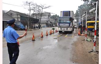 Yên Bái ra quân kiểm tra tải trọng xe trên tuyến Quốc lộ 70
