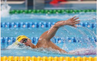 Huy Hoàng giành Huy chương vàng đầu tiên cho bơi Việt Nam ở SEA Games 31