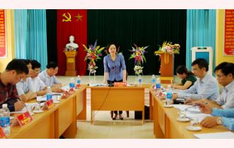 Bí thư Tỉnh ủy Phạm Thị Thanh Trà làm việc với cán bộ chủ chốt xã Nghĩa Lợi