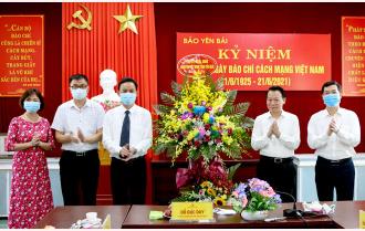 Bí thư Tỉnh ủy Đỗ Đức Duy chúc mừng Báo Yên Bái, Đài Phát thanh- Truyền hình tỉnh nhân kỷ niệm 96 năm Ngày Báo chí cách mạng Việt Nam