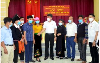 Chủ tịch UBND tỉnh Trần Huy Tuấn tiếp xúc cử tri tại huyện Văn Yên


  
