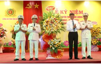 Công an tỉnh Yên Bái kỷ niệm 60 năm Ngày truyền thống lực lượng Cảnh sát nhân dân và đón nhận Huân chương Chiến công