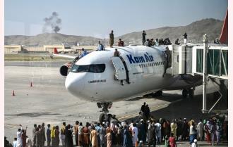40 người chết do giẫm đạp, nổ súng ở sân bay Afghanistan