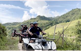 Xe địa hình ATV – loại hình dịch vụ du lịch mới hấp dẫn du khách trên xứ Mù Cang