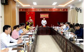 Phó Chủ tịch HĐND tỉnh Vũ Quỳnh Khánh giám sát việc thực hiện các nghị quyết của HĐND tỉnh tại Lục Yên