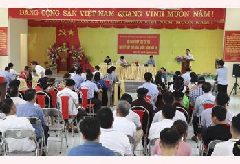 Một buổi tiếp xúc cử tri của Đoàn đại biểu Quốc hội tỉnh Yên Bái