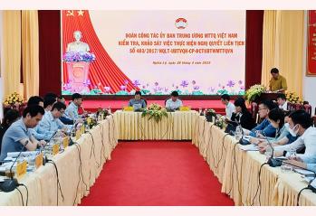 Ủy ban Trung ương MTTQ Việt Nam kiểm tra việc thực hiện công tác giám sát, phản biện xã hội tại thị xã Nghĩa Lộ. Ảnh minh họa