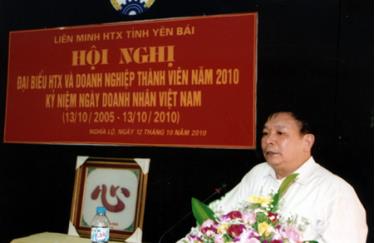 Đồng chí Nguyễn Văn Bình phát biểu chỉ đạo hội nghị.