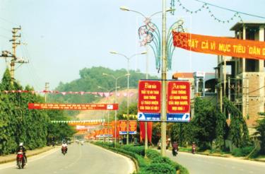 Đại lộ Nguyễn Thái Học.
