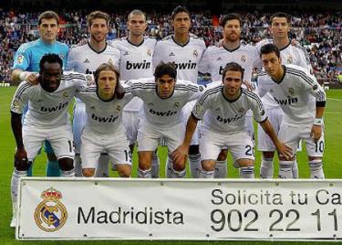 Cổ động viên Real Madrid muốn đội bóng xoay vòng cầu thủ nhiều hơn.