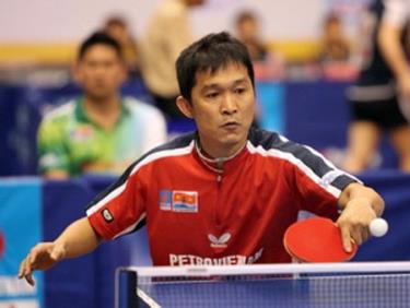 Tay vợt Đoàn Kiến Quốc.