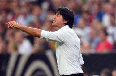 Joachim Low đã hoàn thành mục tiêu vượt qua vòng loại cùng tuyển Đức