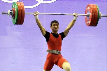 Lực sĩ Thạch Kim Tuấn.