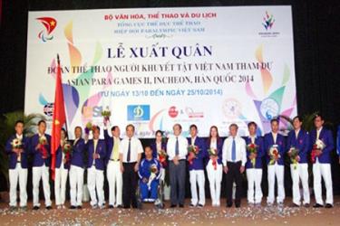 Lễ xuất quân của Đoàn Việt Nam