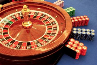 Dự thảo nghị định về kinh doanh casino mới đã đề xuất thêm đối tượng được phép chơi tại các điểm kinh doanh, là người Việt Nam có tiềm lực kinh tế trên 21 tuổi.