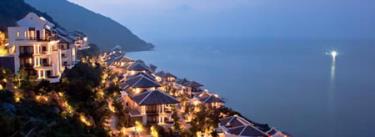 Khu nghỉ dưỡng InterContinental Danang Sun Peninsula được bầu chọn là “Khu nghỉ dưỡng sang trọng nhất châu Á năm 2014”.