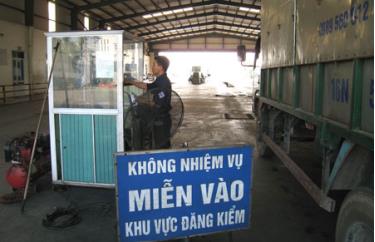 Cơ quan đăng kiểm không cấp Tem đăng kiểm cho xe chỉ hoạt động ở đường nội bộ (và không phải nộp phí sử dụng đường bộ)
