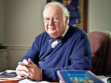 Giáo sư Angus Deaton.