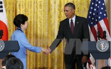 Tổng thống Mỹ Barack Obama và Tổng thống Hàn Quốc Park Geun-hye tại Washington DC ngày 16/10.