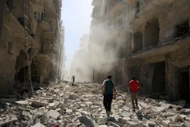 Cảnh hoang tàn sau một cuộc không kích ở Aleppo, tháng 9/2016.