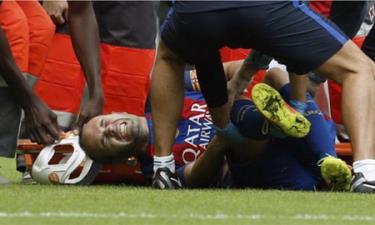 Barca tiếp tục tổn thất lực lượng.