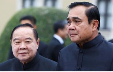 Thủ tướng Thái Lan Prayuth Chan-ocha (phải) và Phó Thủ tướng Thái Lan Prawit Wongsuwan (trái).