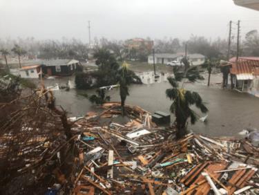 Bão Michael đang gây ảnh hưởng ở Florida, Mỹ.