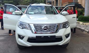 Nissan Terra xuất hiện tại TP HCM hôm 20/10.