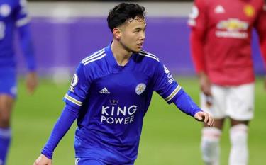 Suengchitthawon, đội trưởng U23 Thái Lan, trong màu áo U23 Leicester.