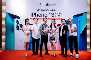 Nhiều chuỗi bán lẻ đồng loạt mở bán iPhone 13 chính hãng. (Ảnh minh họa)