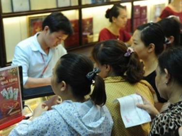 Giao dịch vàng tại doanh nghiệp.