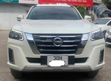 Nissan Terra 2022 đăng ký biển số tại Hà Nội.
