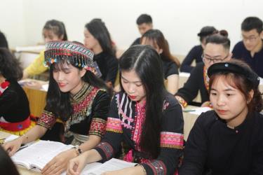 Học sinh Trường Dự bị đại học dân tộc Trung ương.