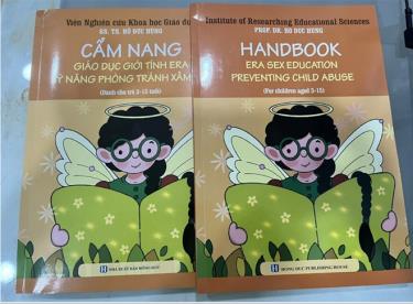 Sách cẩm nang trong bộ sách về giáo dục giới tính do Viện Nghiên cứu khoa học giáo dục (TP.HCM) biên soạn