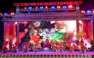 Festival Thực hành tín ngưỡng thờ Mẫu Thượng ngàn thu hút đông đảo các thanh đồng, bản hội trên cả nước tham dự.