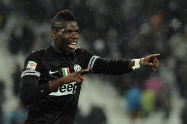 Pogba sắm vai người hùng mang về 3 điểm cho Juventus

