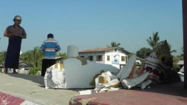 Trận động đất phá hủy nhiều ngôi nhà ở Myanmar, quốc gia nghèo nhất trong khu vực.
