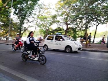 Nhiều xe đạp điện có vận tốc lên tới 40km/giờ và không khác gì xe máy.