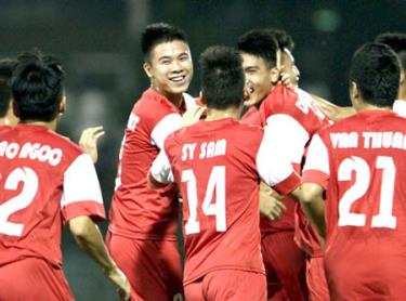 Đội U22 Việt Nam để lại ấn tượng xấu vì lối đá thô bạo.
