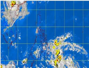 Ảnh vệ tinh về vùng biển Philippines về hướng đi của áp thấp nhiệt đới, nguy cơ thành bão mới.