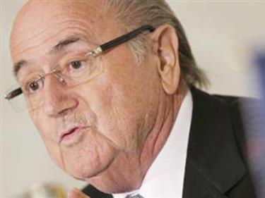 Chủ tịch FIFA đau đầu với World Cup 2022 tại Qatar.