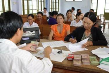 Đảng, Nhà nước luôn có nhiều chính sách hỗ trợ các hộ nghèo.