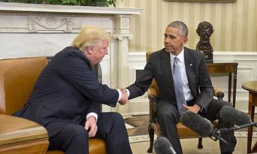 Cuộc gặp giữa Tổng thống Obama và ông Trump.