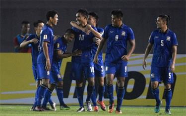 Thái Lan giành chiến thắng 4-2 trước Indonesia.